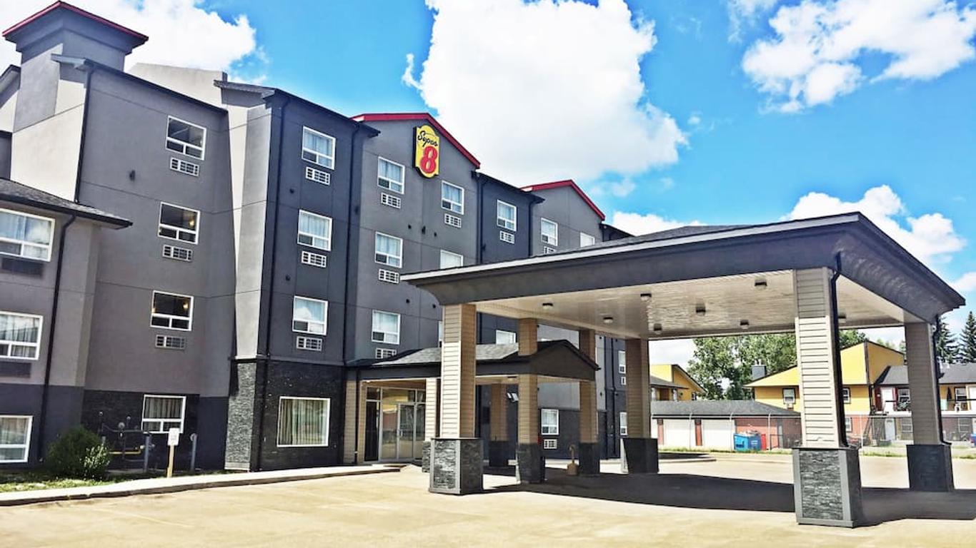 Super 8 by Wyndham Regina