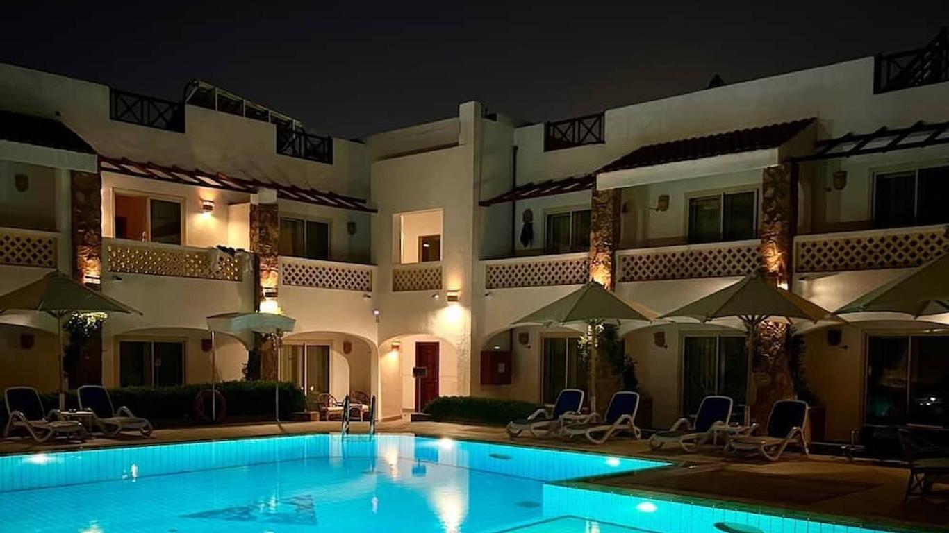 Camel Dive Club & Hotel - Boutique Hotel