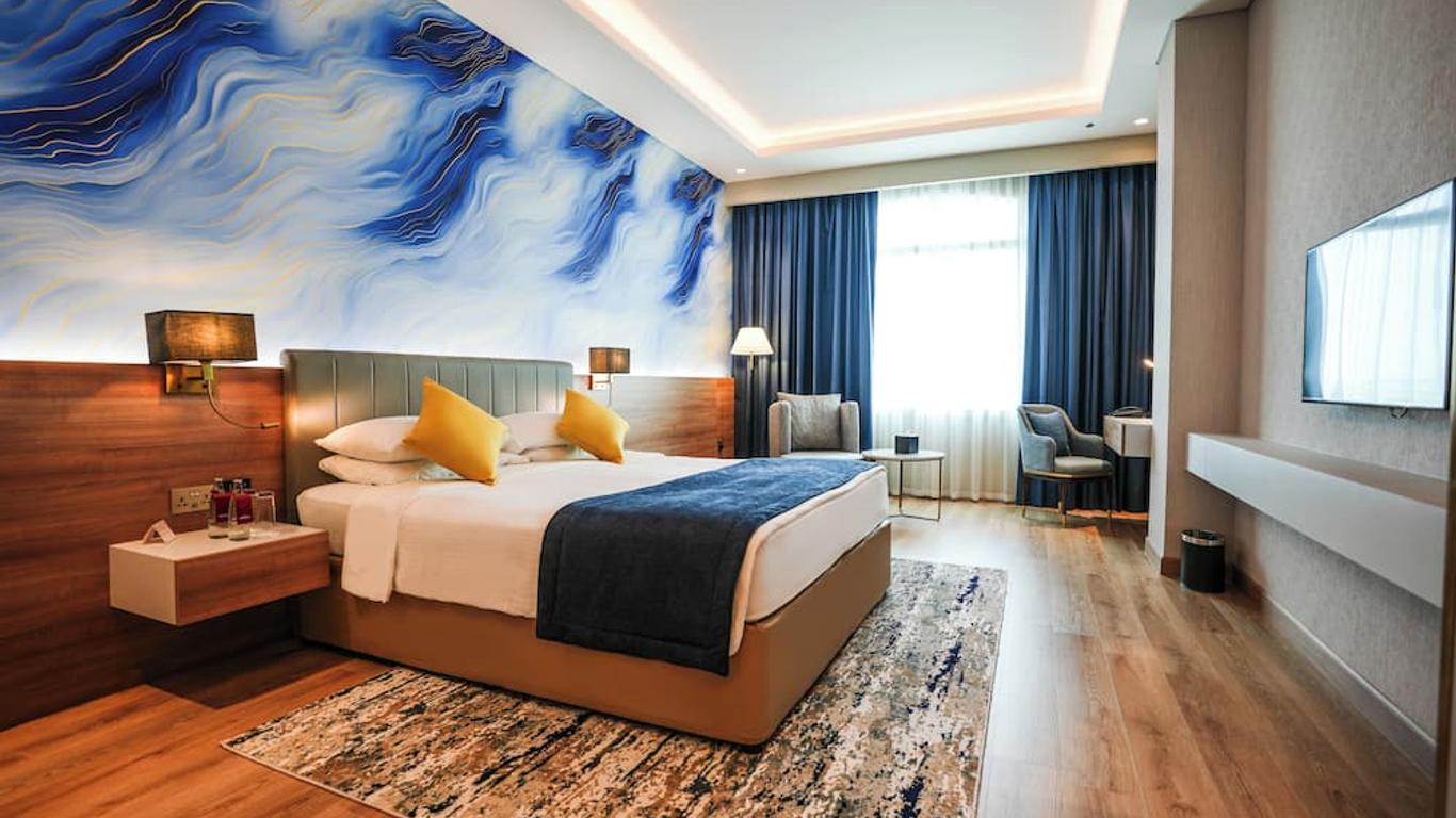 Mövenpick Grand Al Bustan Dubai