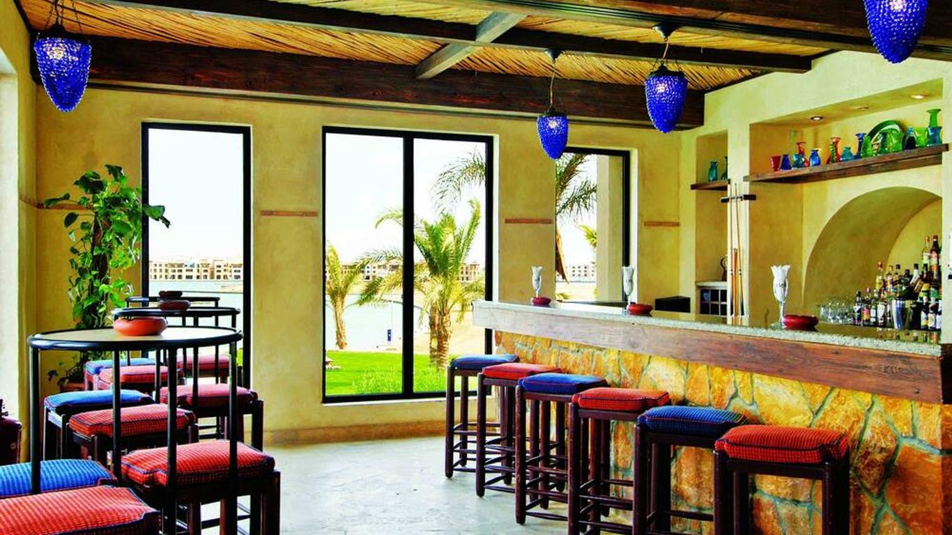 Marina Lodge At Port Ghalib