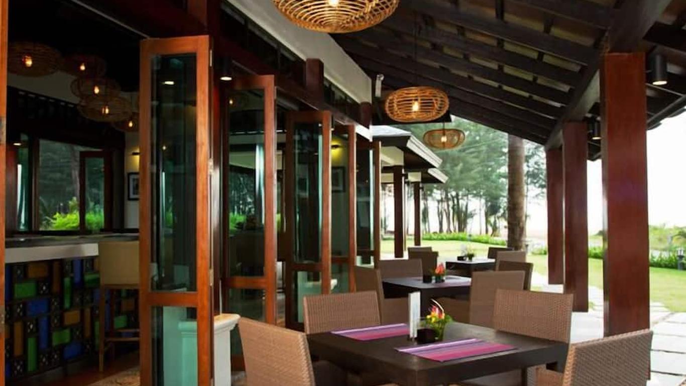 Khao Lak Blue Lagoon Resort