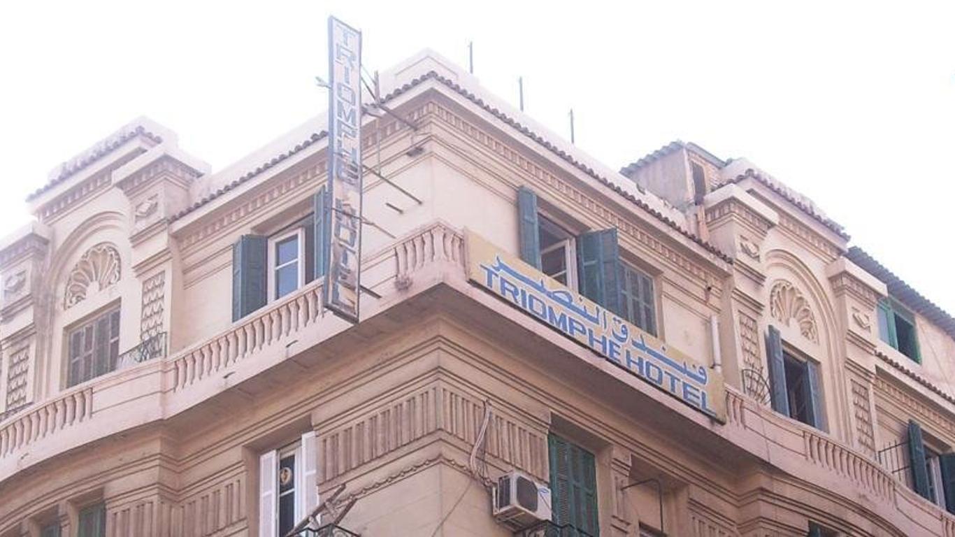 Triomphe Hostel