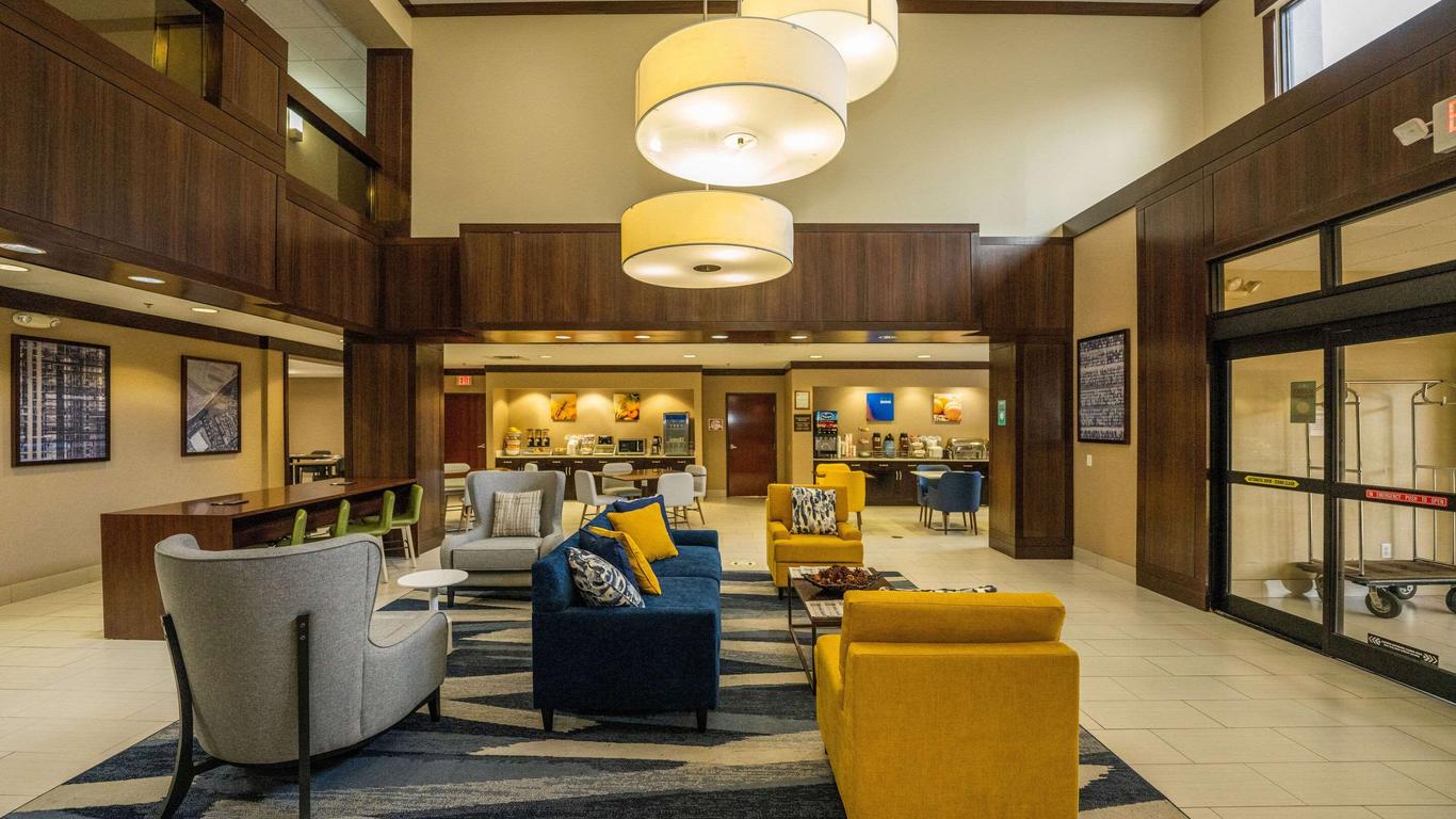 Comfort Suites Houston West at Clay Road