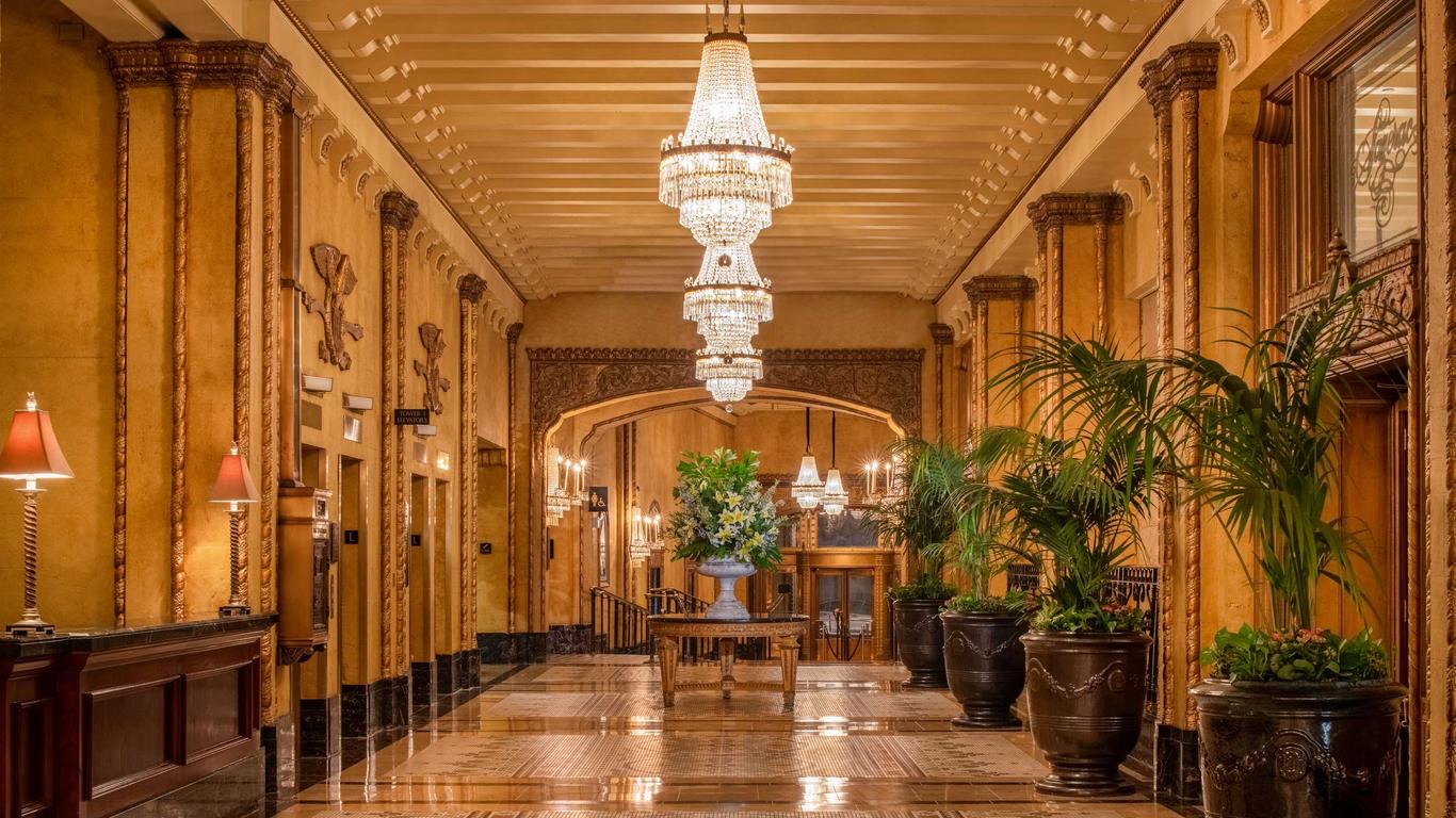 The Roosevelt New Orleans, A Waldorf Astoria Hotel