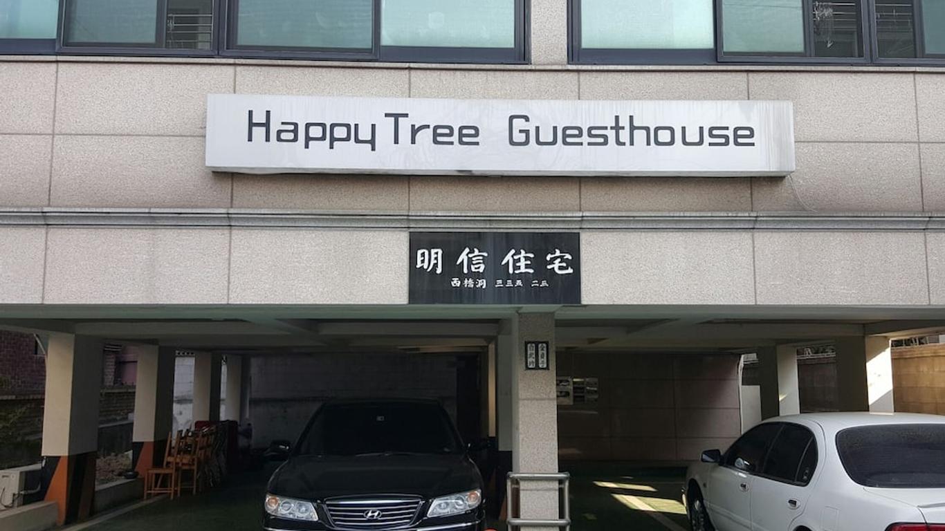 Happytree Guesthouse