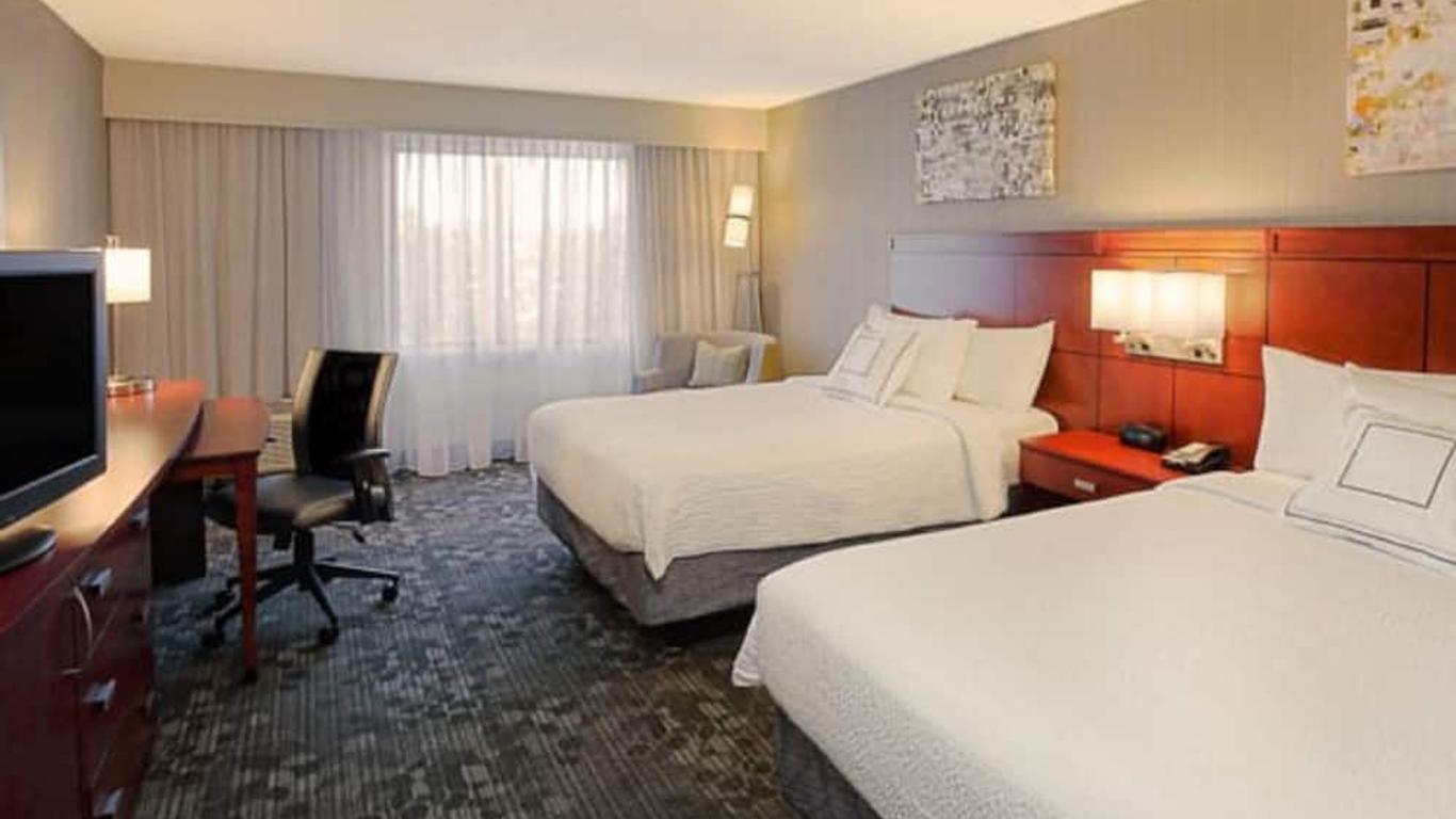 Courtyard by Marriott Mishawaka-University Area