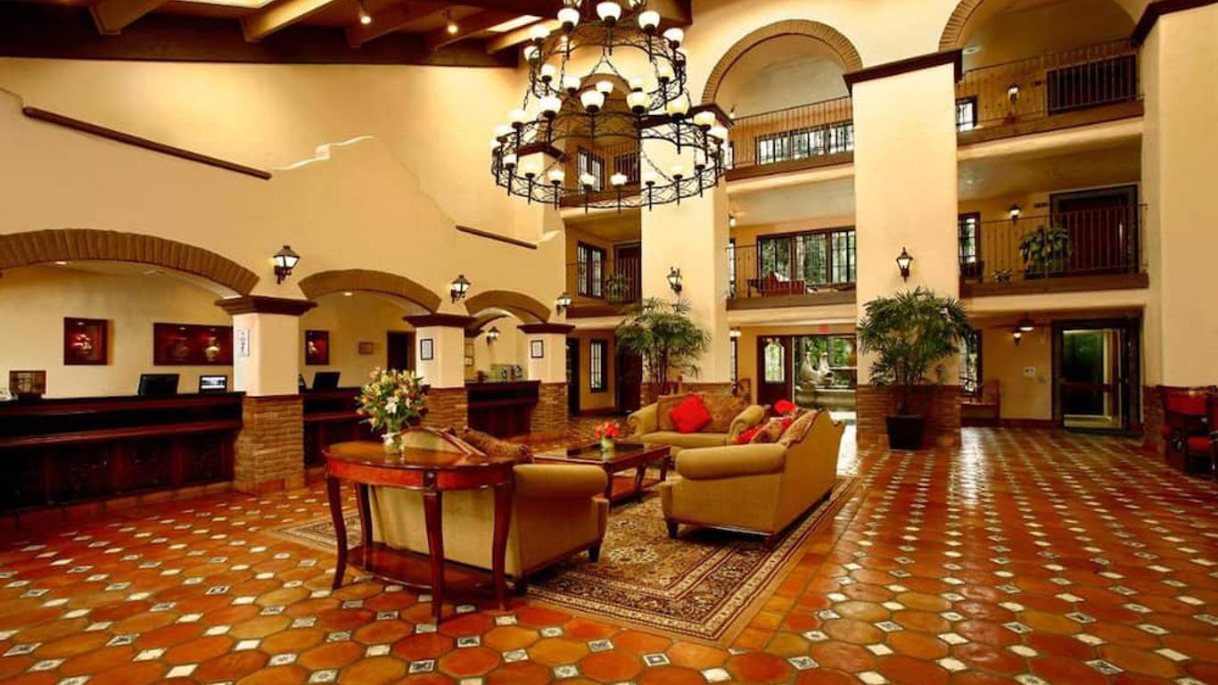 Buena Park Grand Hotel & Suites