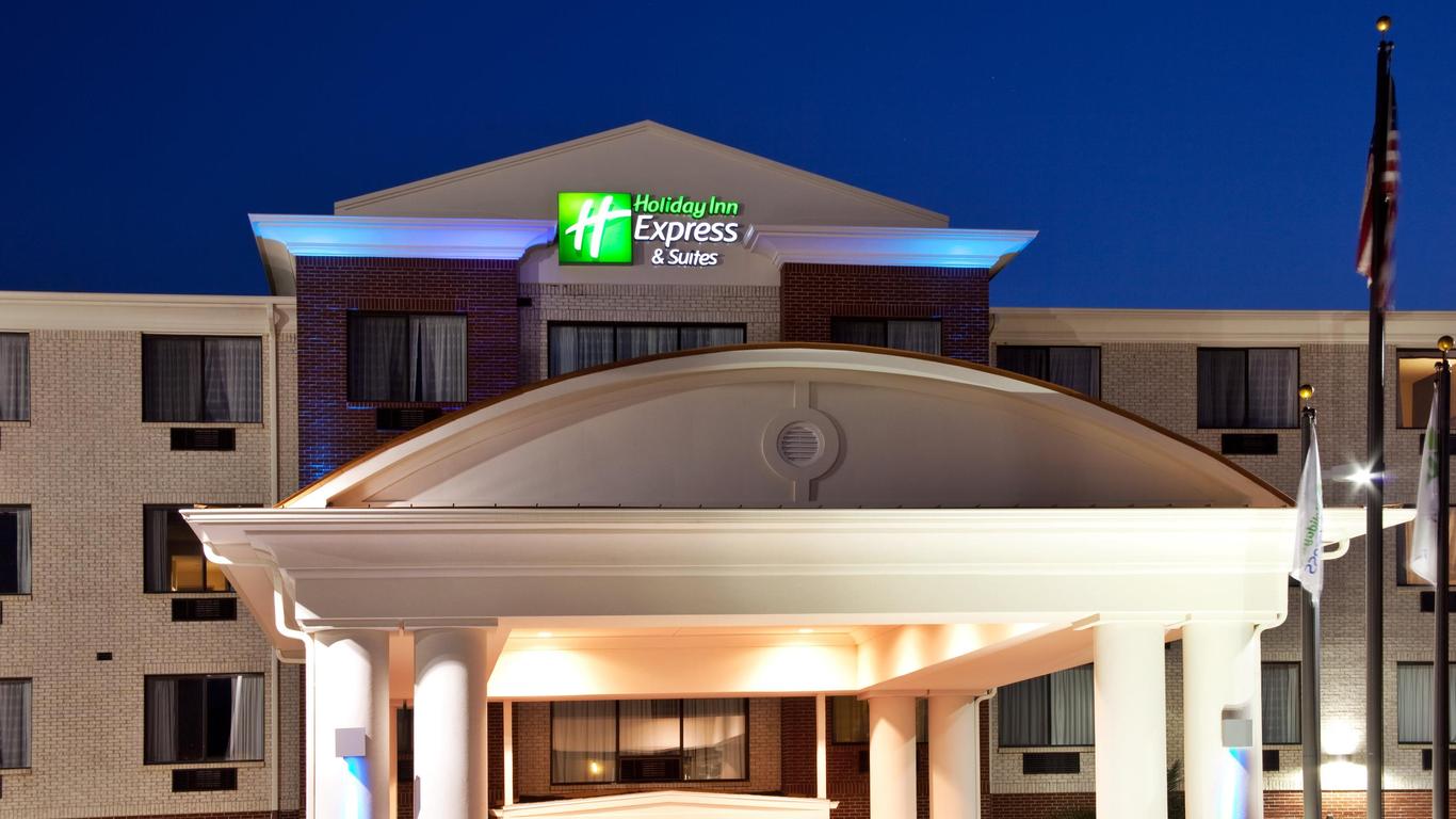 Holiday Inn Express & Suites Biloxi- Ocean Springs