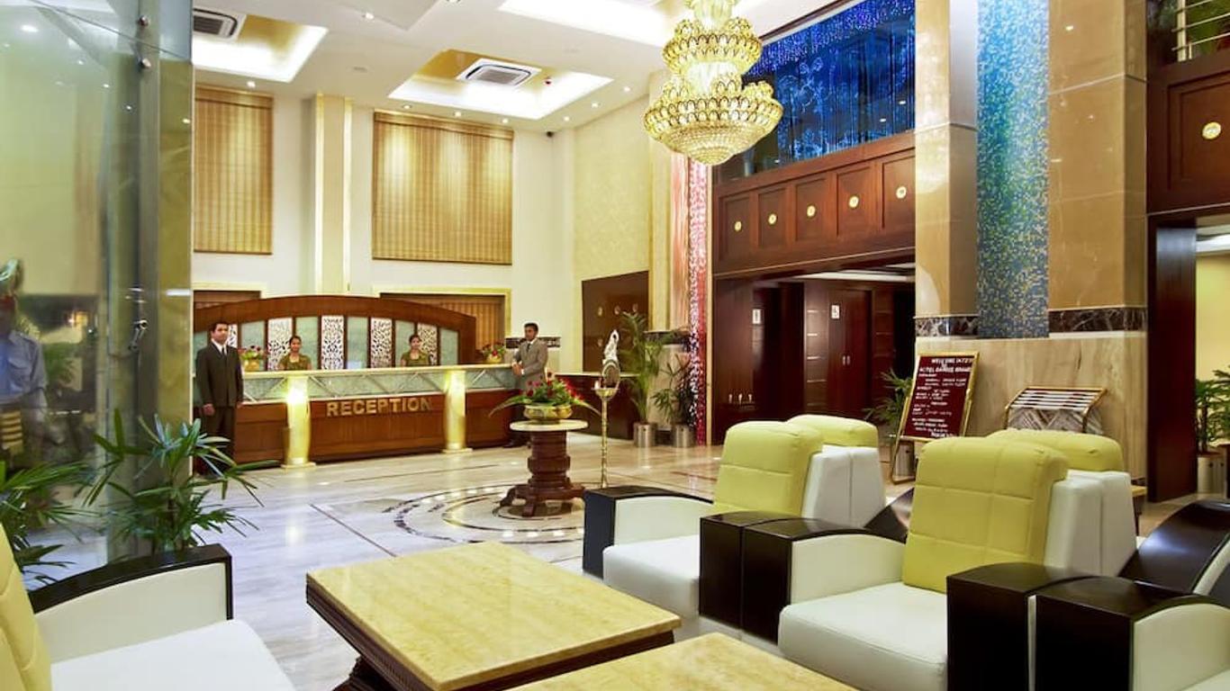 Hotel Gargee Grand