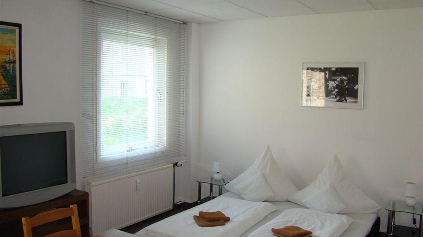 The Brandenburg Gate Hostel