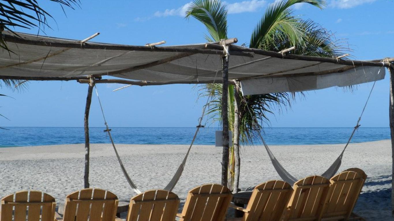 !! Beach-front Cabin in Mermejita, Mazunte !!